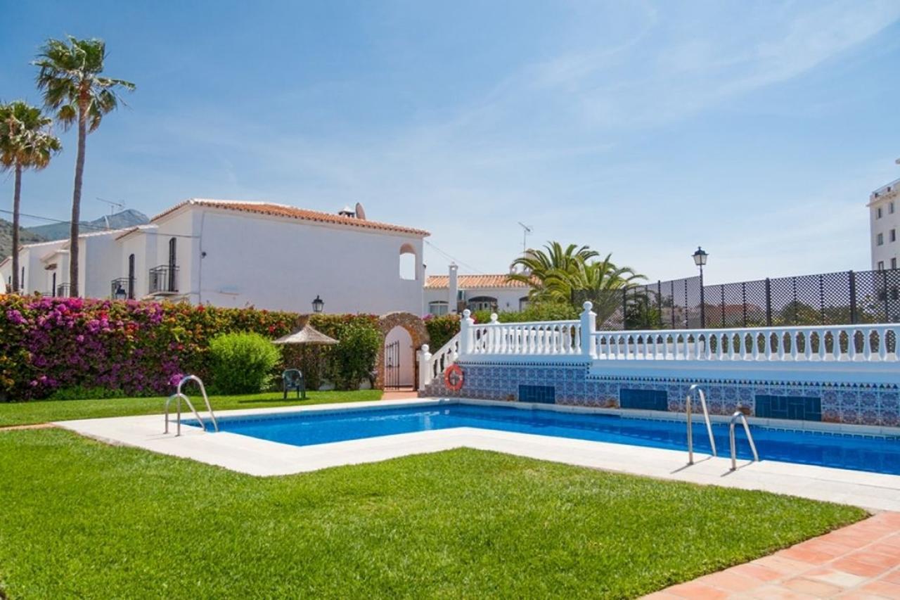 Apartment Verano Azul Нерха Номер фото